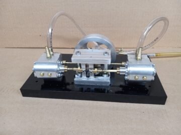 Large Two Cylinder Engine with A Scotch Yoke