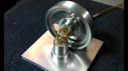 Little-Engine-Reviewq-1_Moment_6